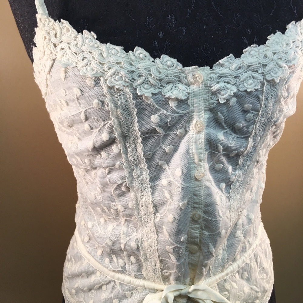 Lace Tank - Picture 2 of 3